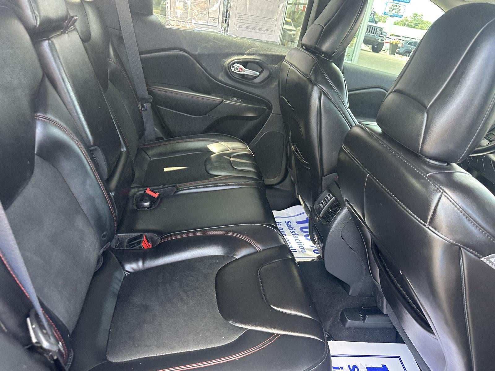 2019 Jeep Cherokee Trailhawk