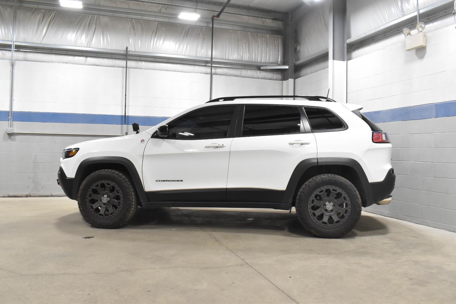 2022 Jeep Cherokee Trailhawk