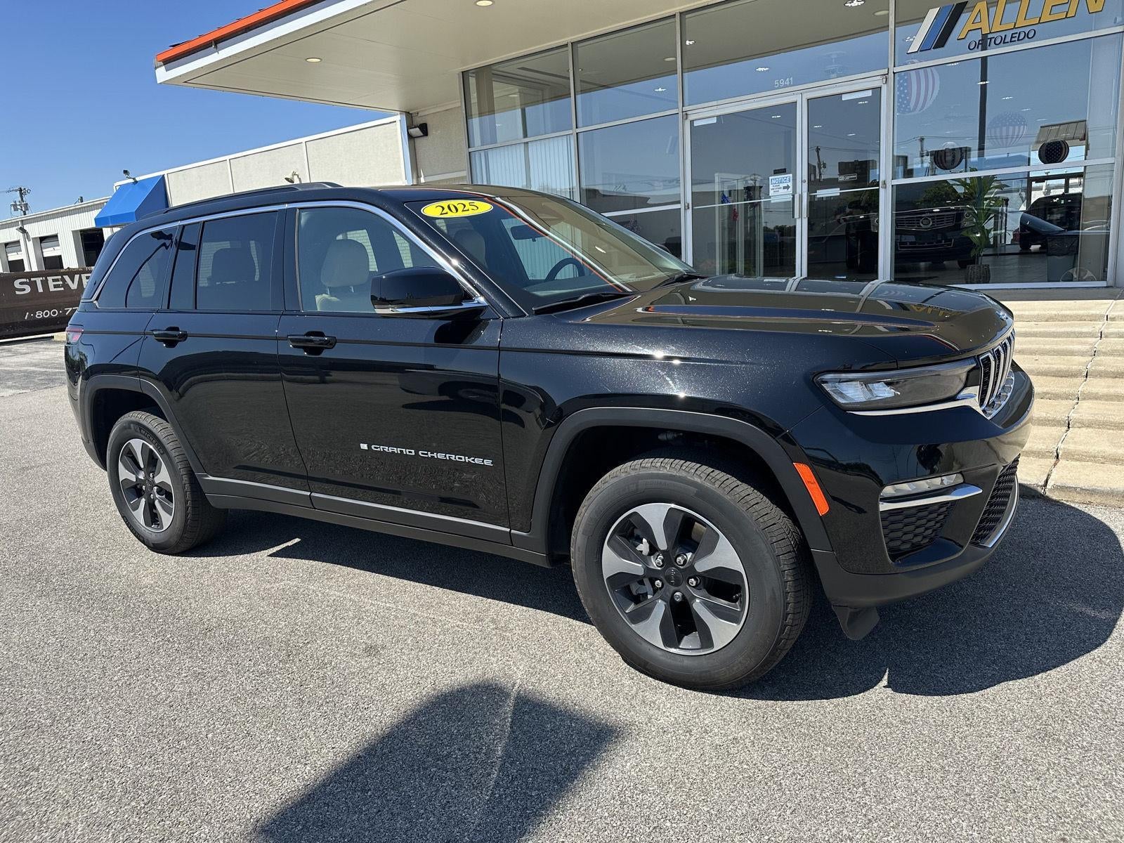 2025 Jeep Grand Cherokee 4xe 4X4