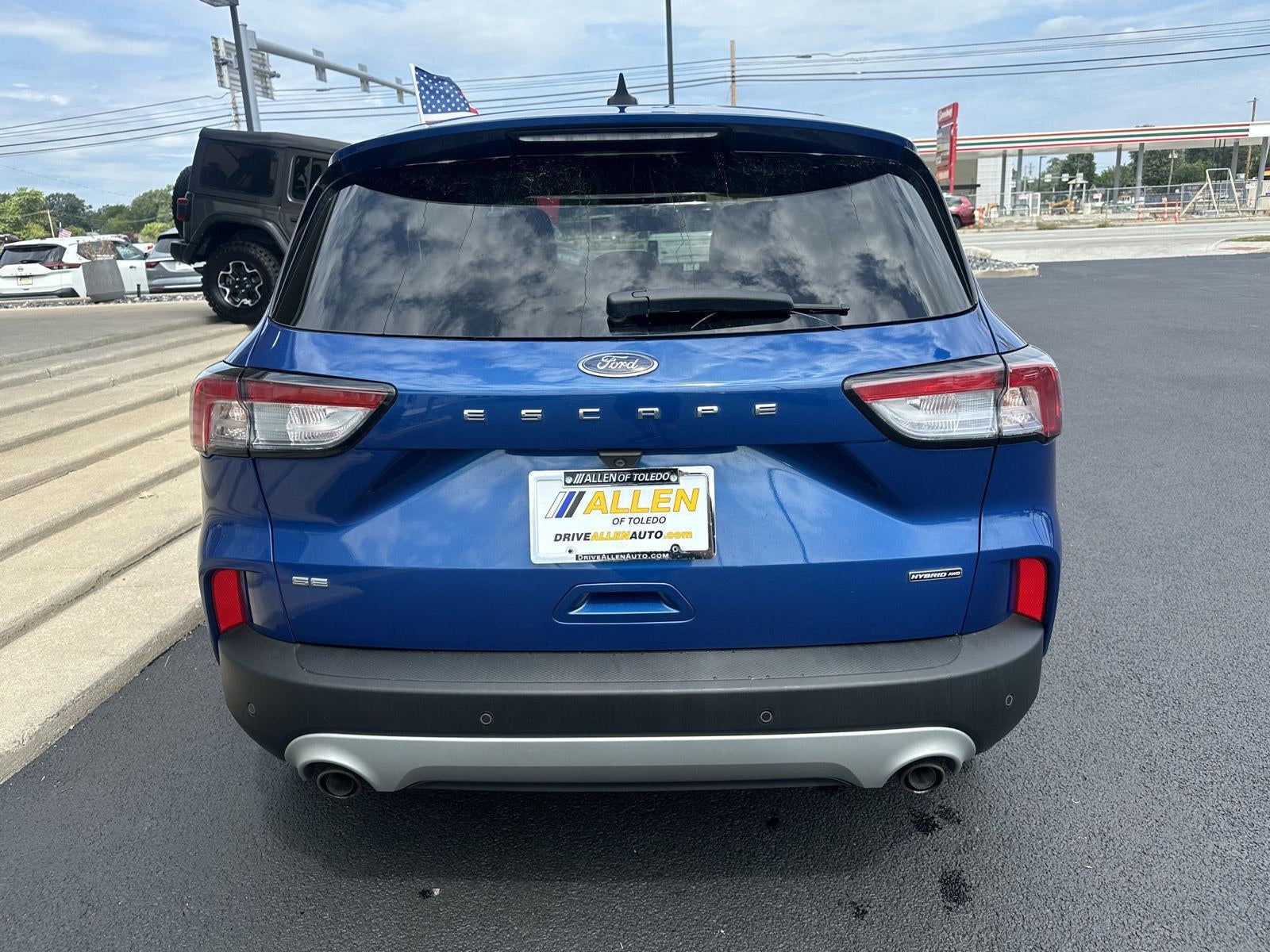 2022 Ford Escape SE Hybrid
