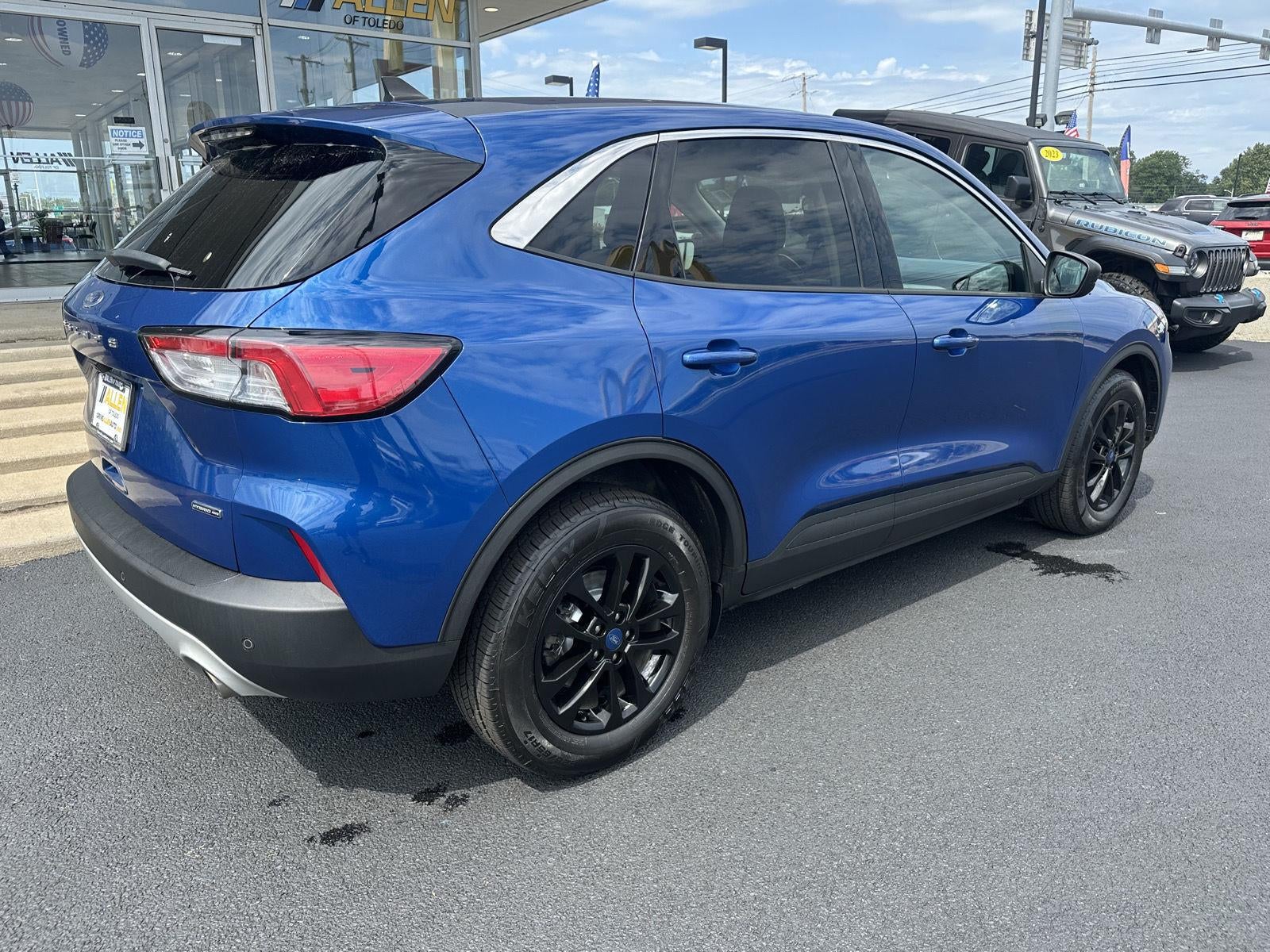 2022 Ford Escape SE Hybrid