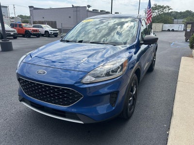 2022 Ford Escape SE Hybrid