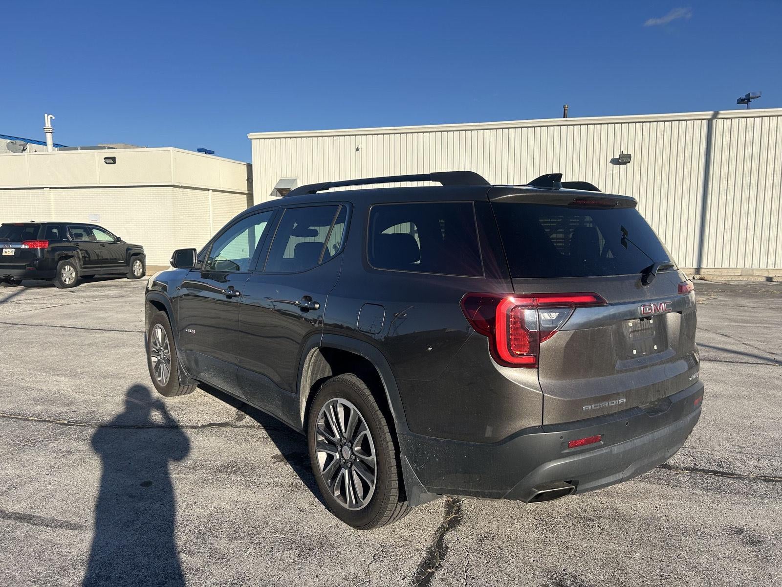 2020 GMC Acadia AT4