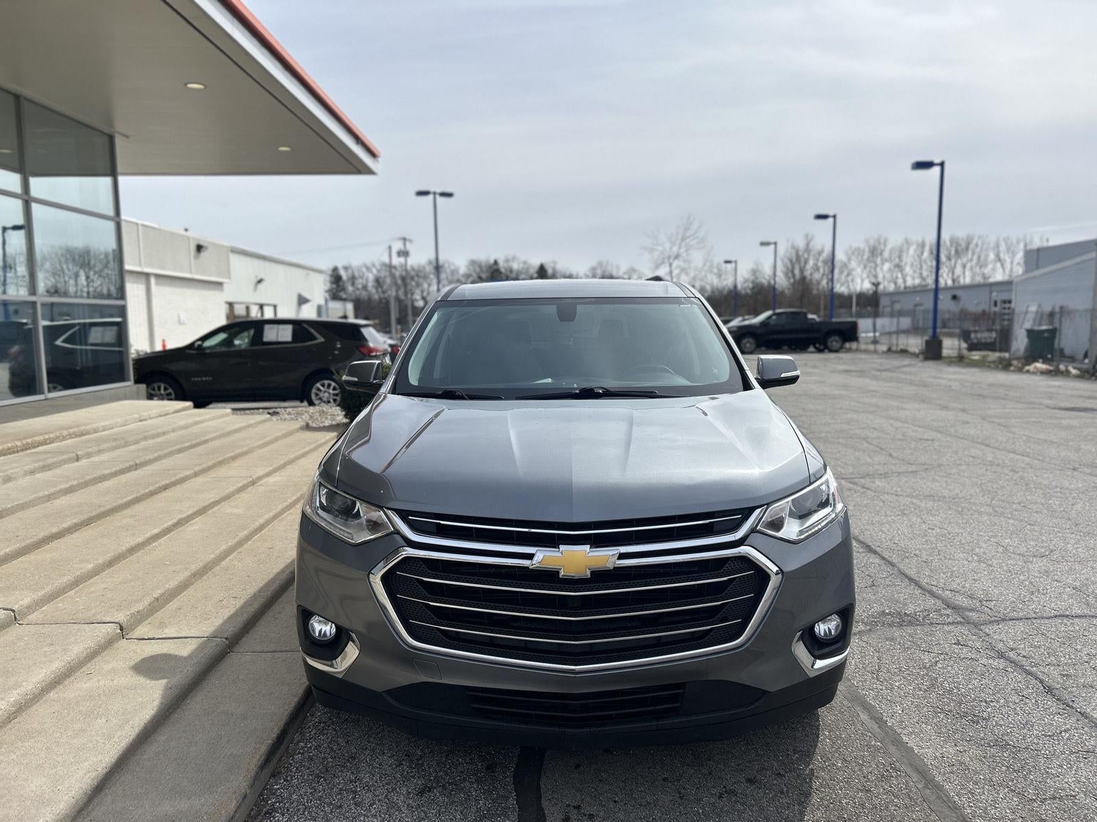 Used 2019 Chevrolet Traverse 1LT with VIN 1GNERGKW7KJ315176 for sale in Monroe, MI