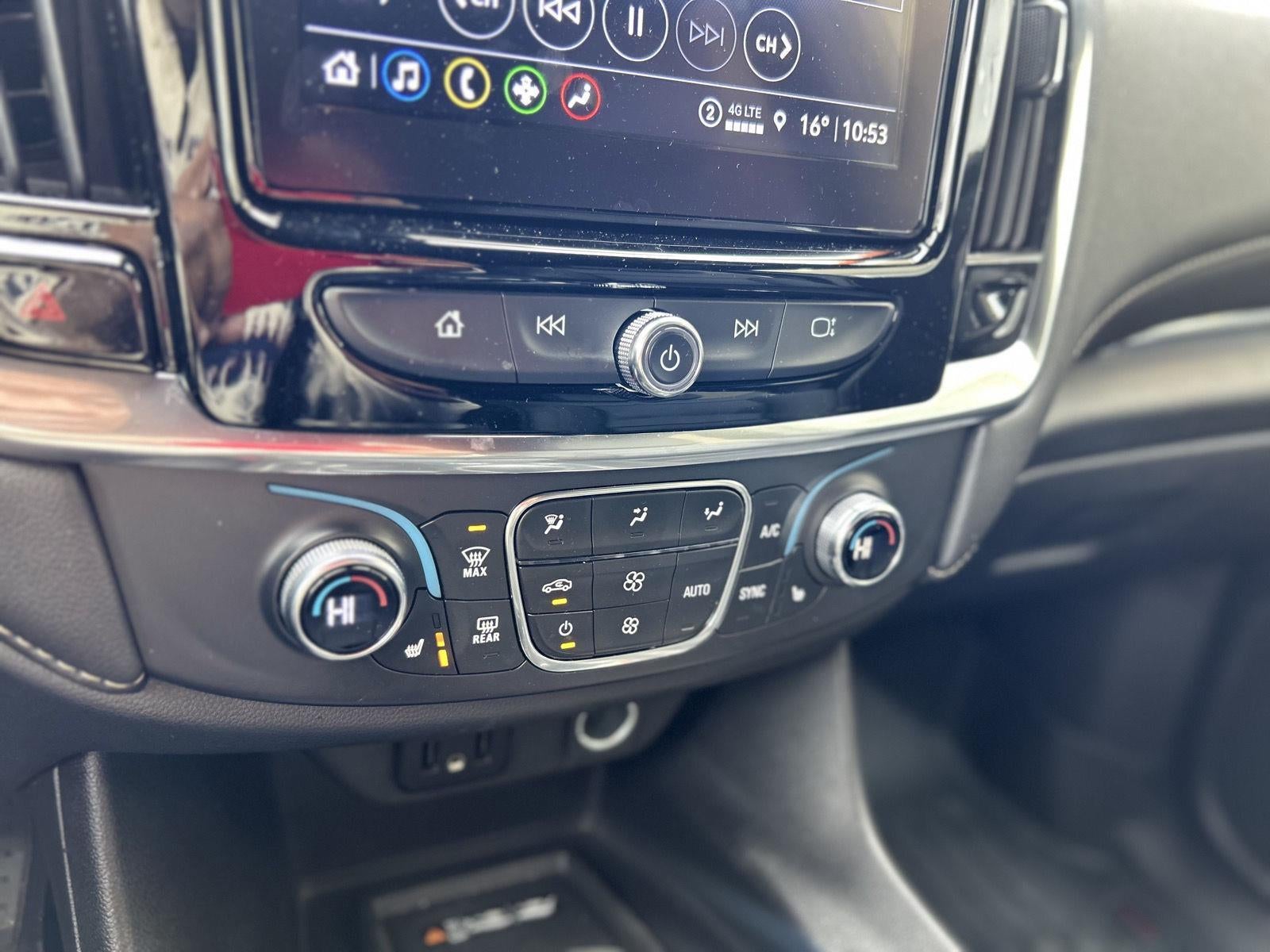 2023 Chevrolet Traverse LT Leather