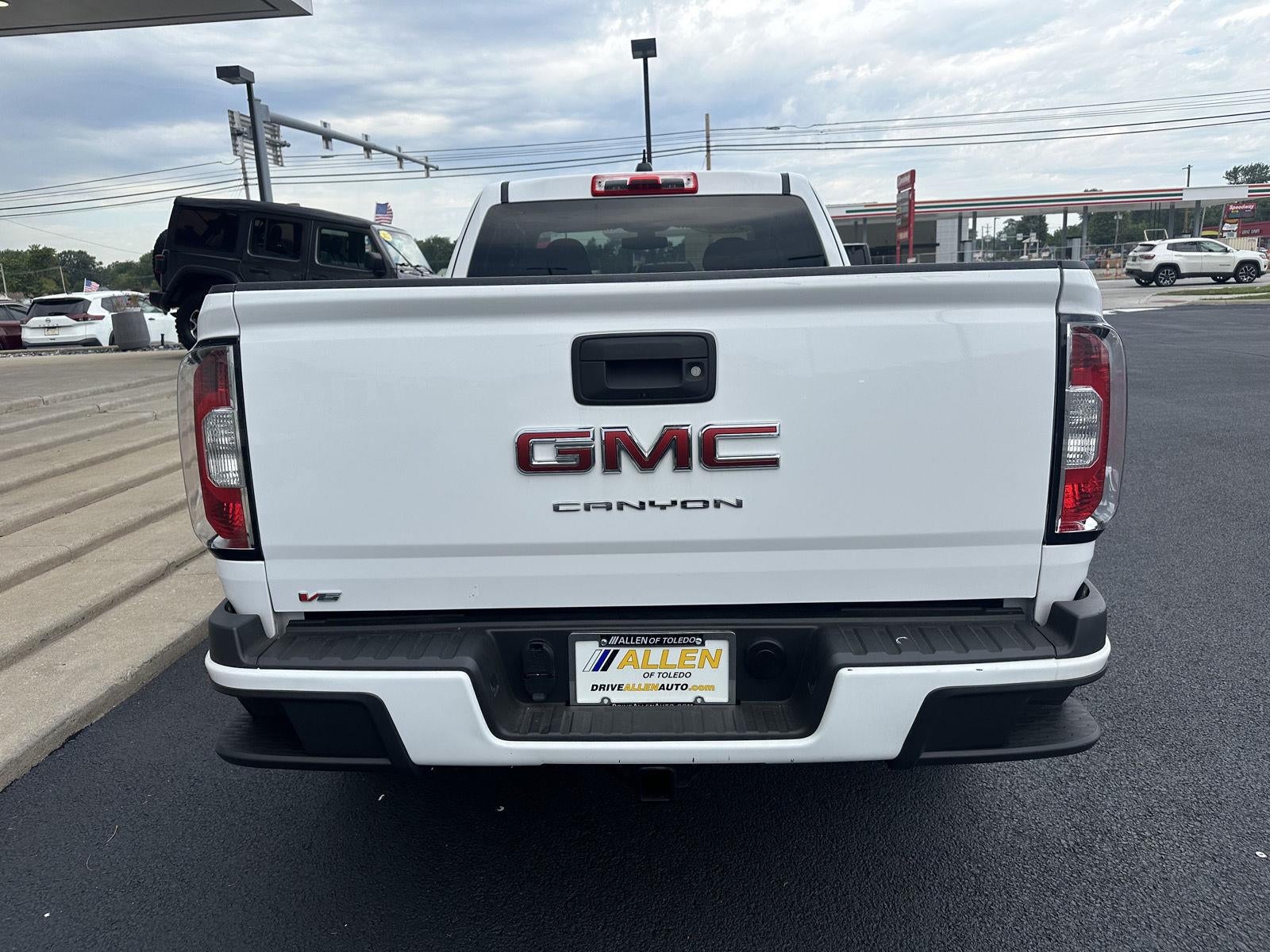 2022 GMC Canyon 4WD Elevation Standard