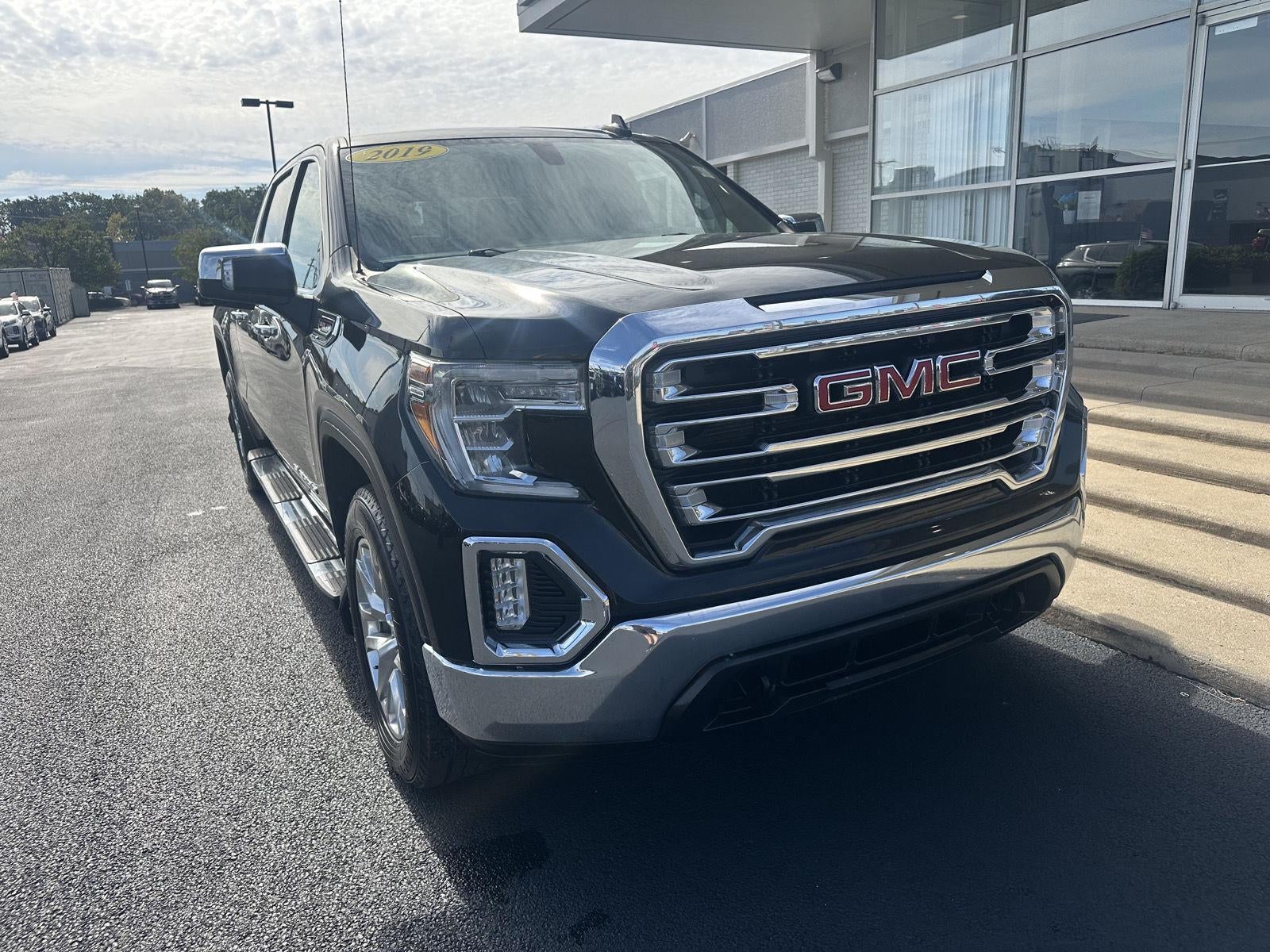 2019 GMC Sierra 1500 SLT
