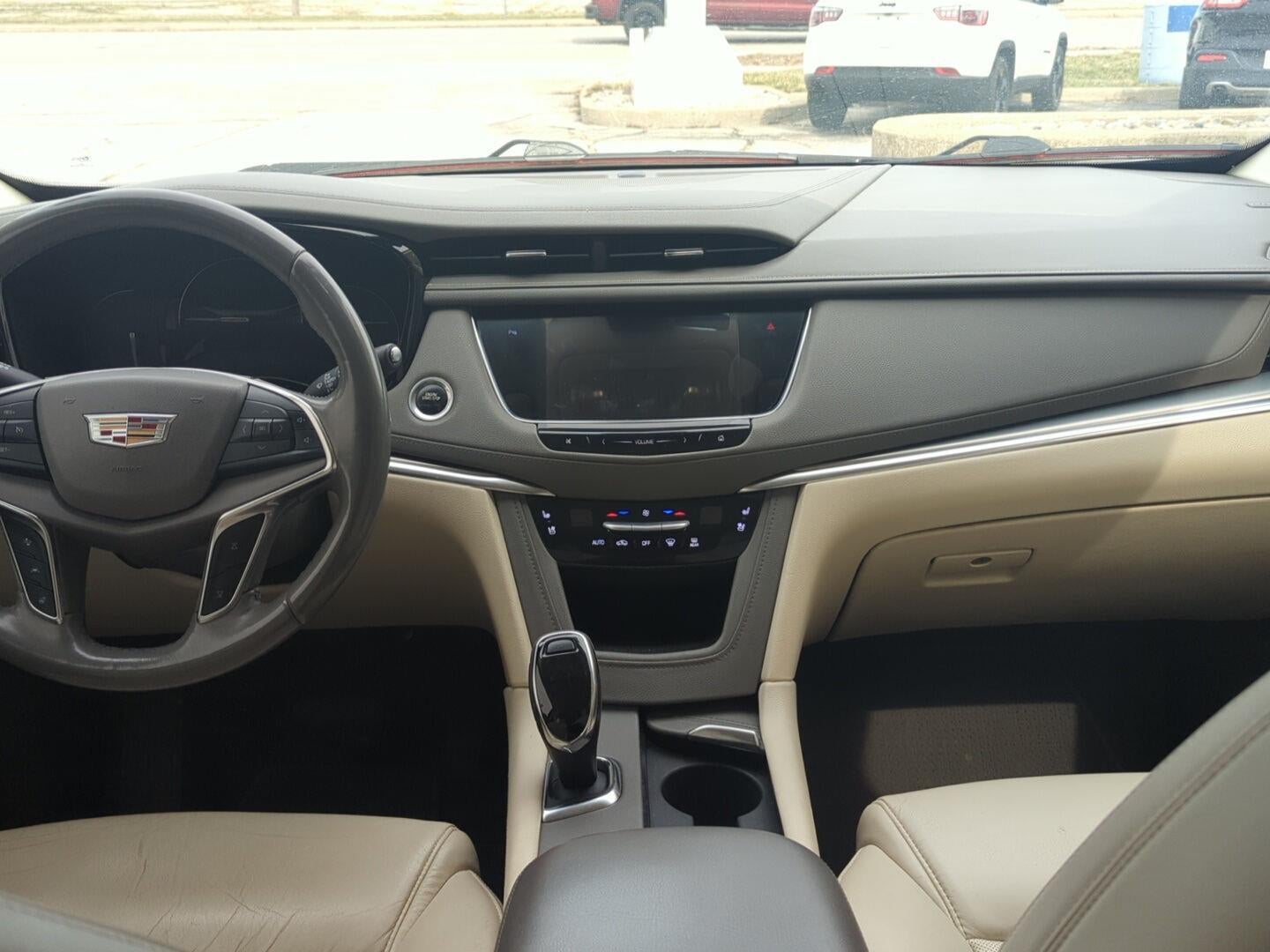 2018 Cadillac XT5 Premium Luxury AWD