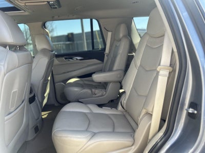 2018 Cadillac Escalade Luxury