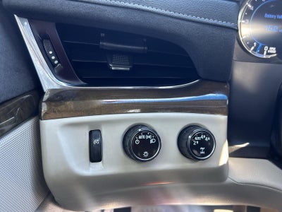 2018 Cadillac Escalade Luxury
