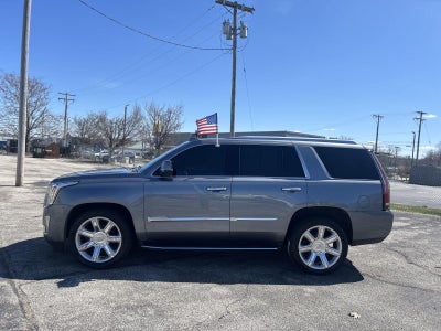 2018 Cadillac Escalade Luxury