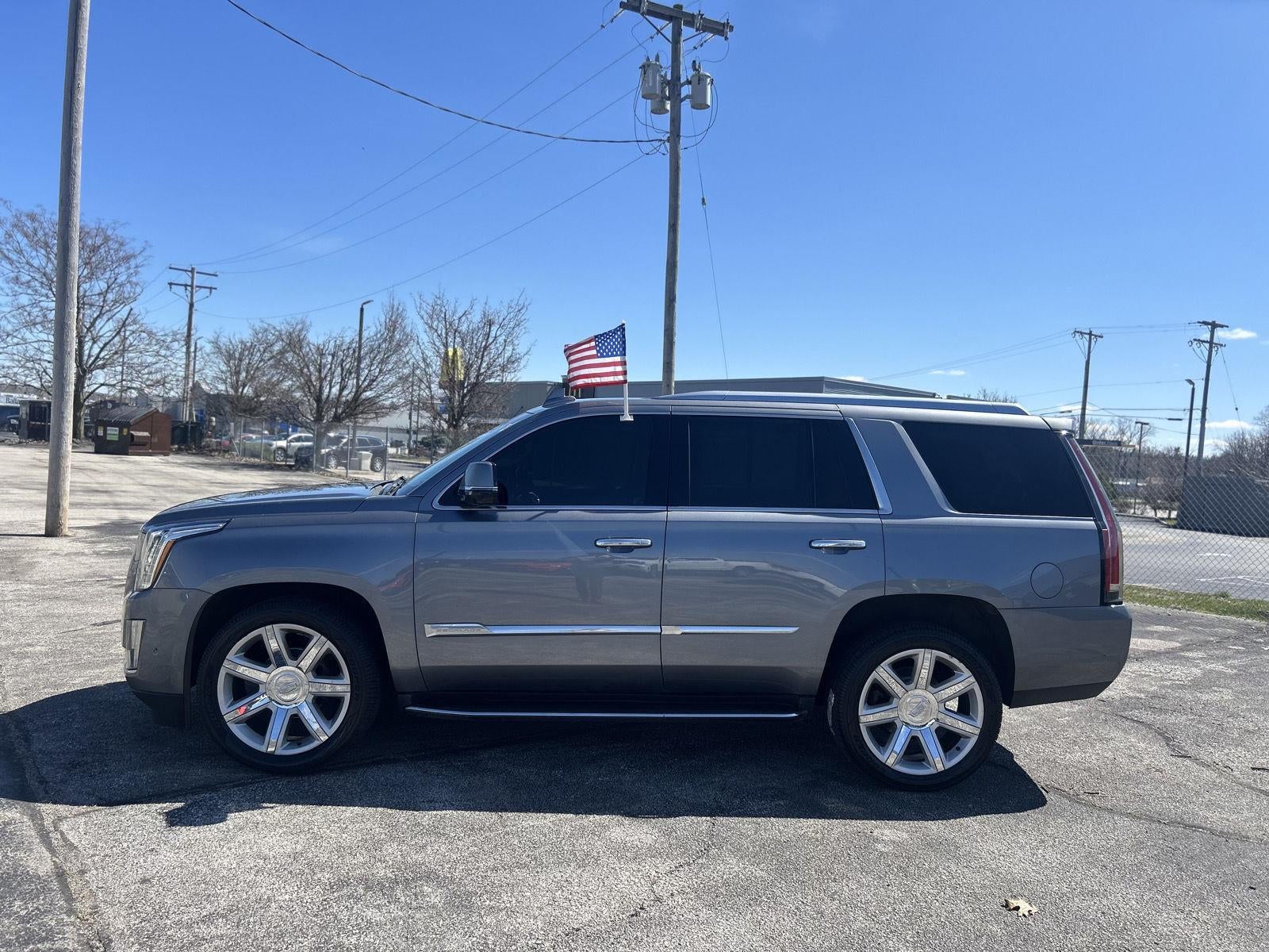 2018 Cadillac Escalade Luxury