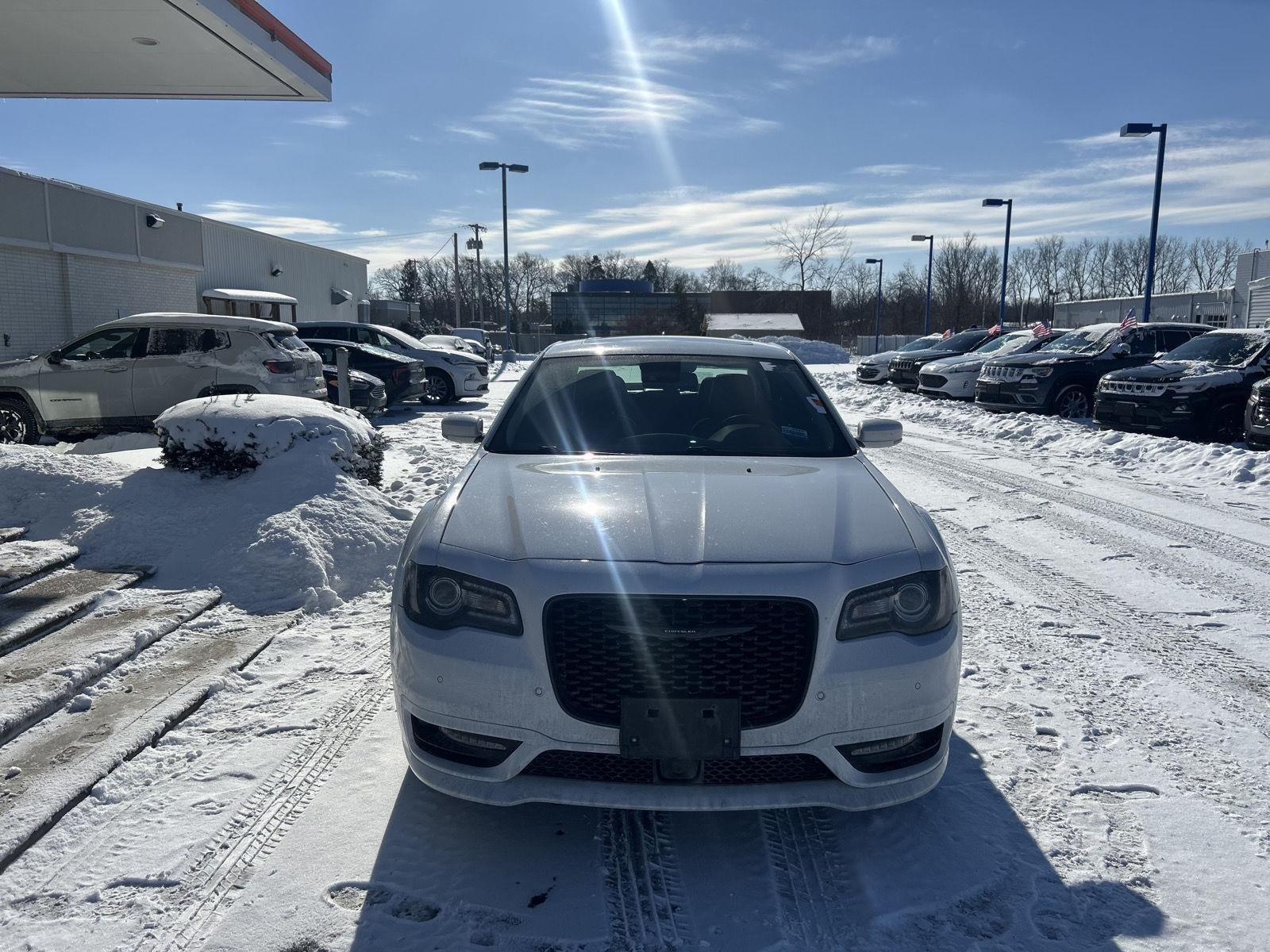 2023 Chrysler 300 300 Touring L