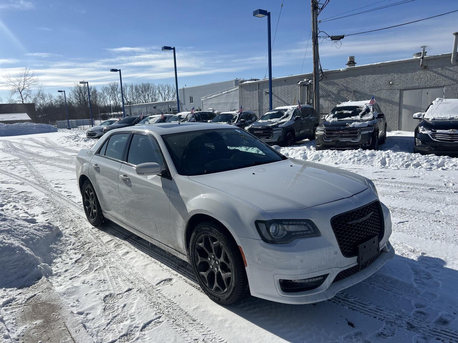 2023 Chrysler 300 300 Touring L