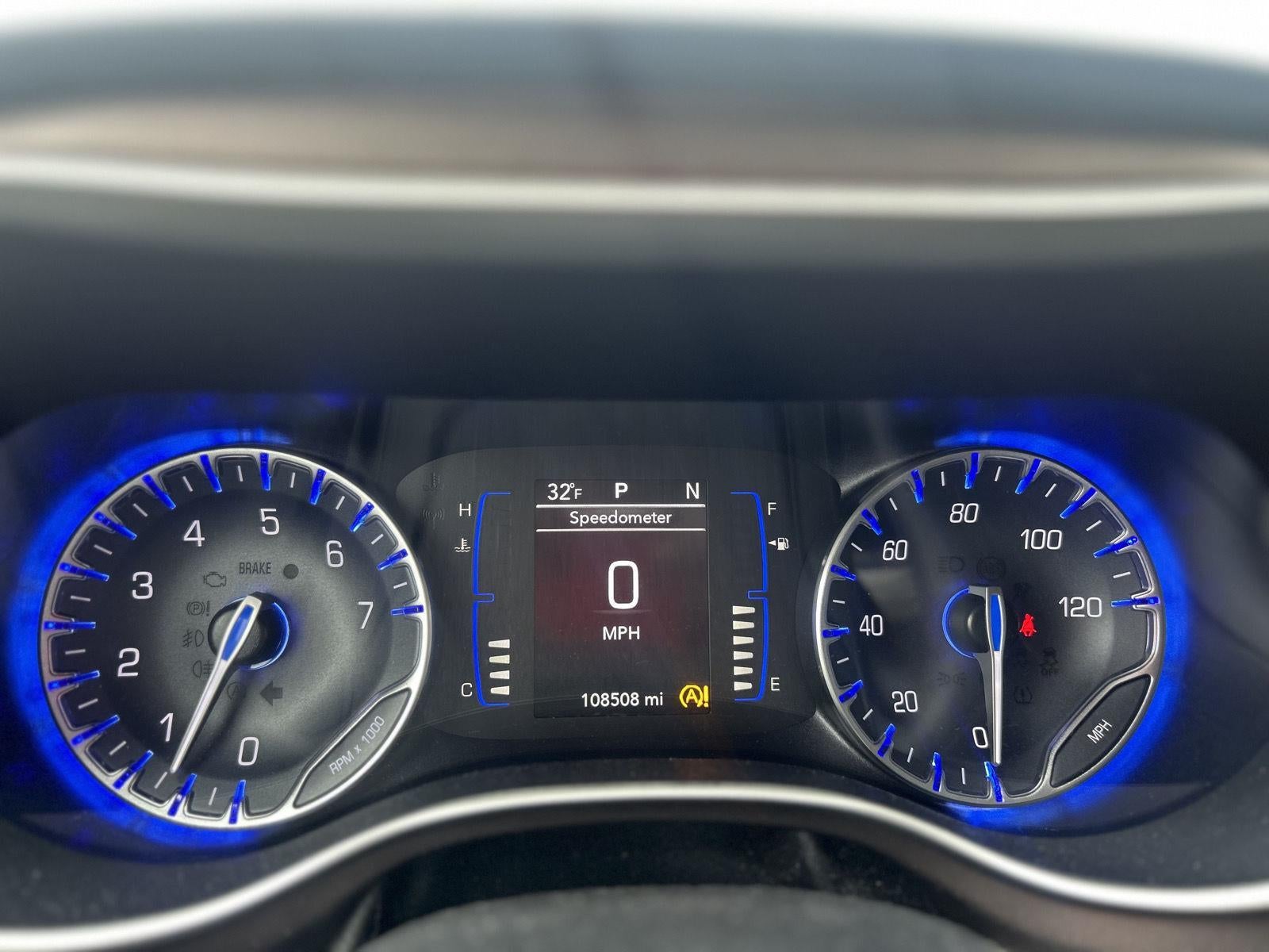 2020 Chrysler Voyager LX