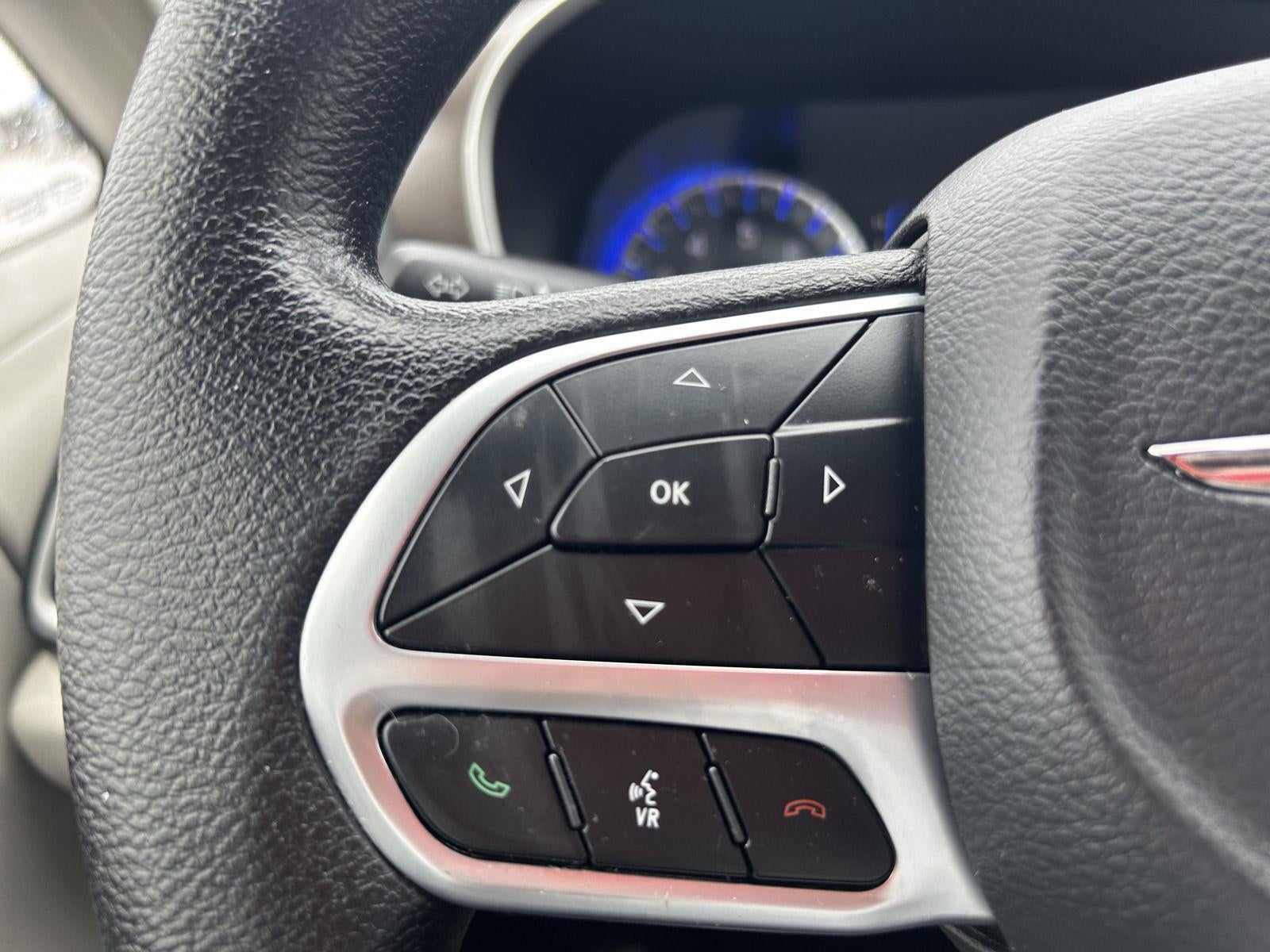 2020 Chrysler Voyager LX