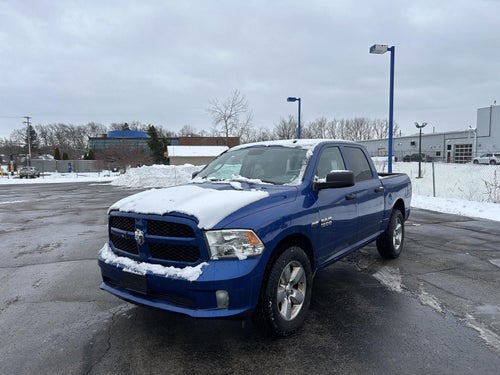 2017 RAM 1500 EXPRESS 4X4 CREW CAB 5'7