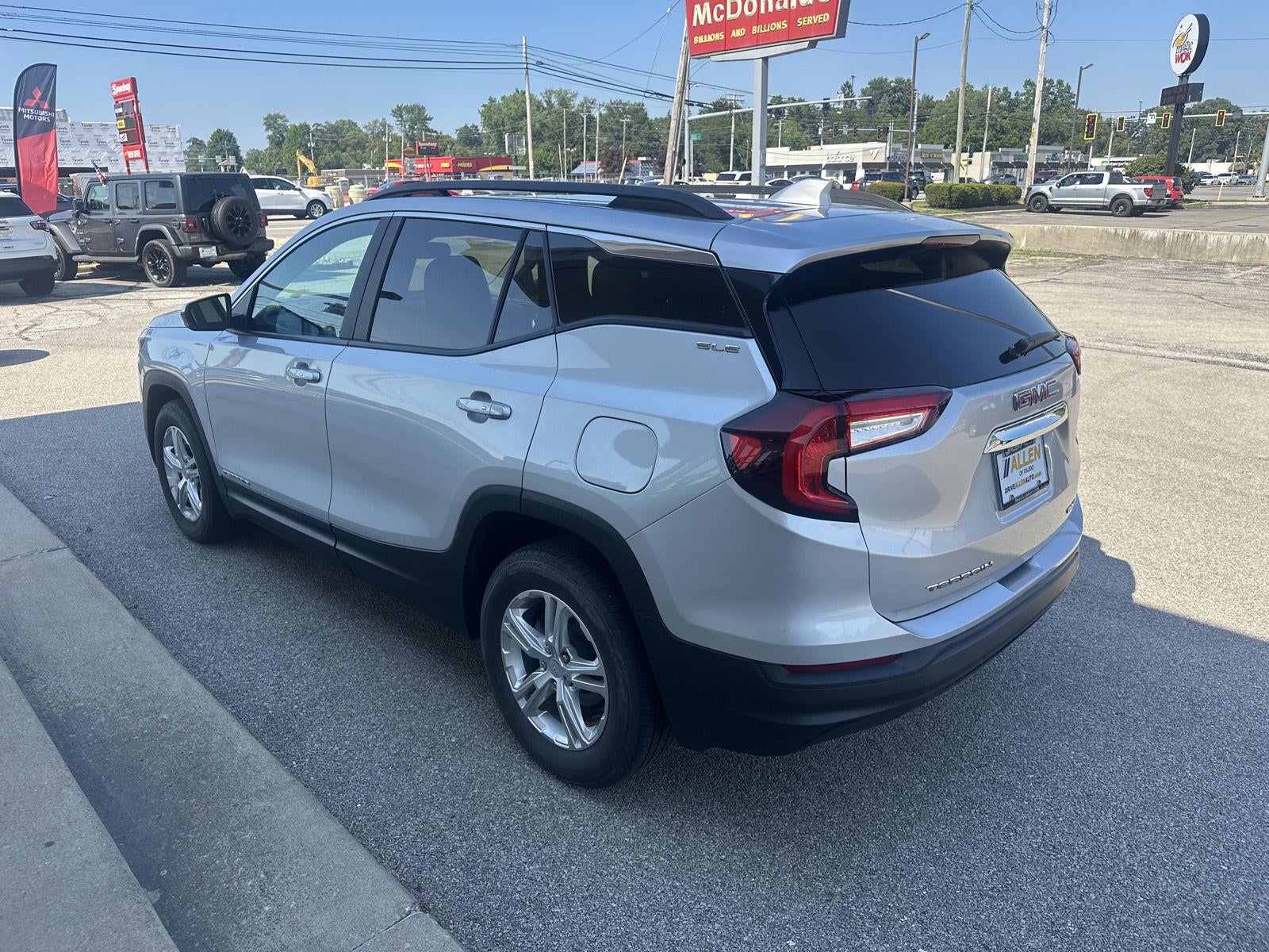 2022 GMC Terrain SLE