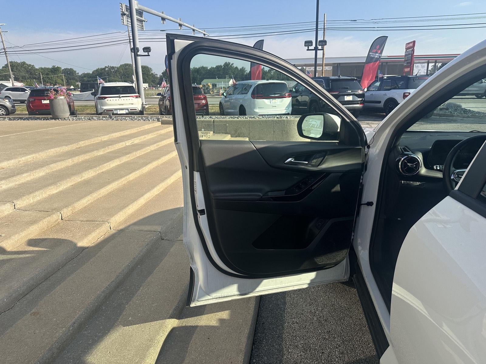 2025 Chevrolet Equinox FWD LT