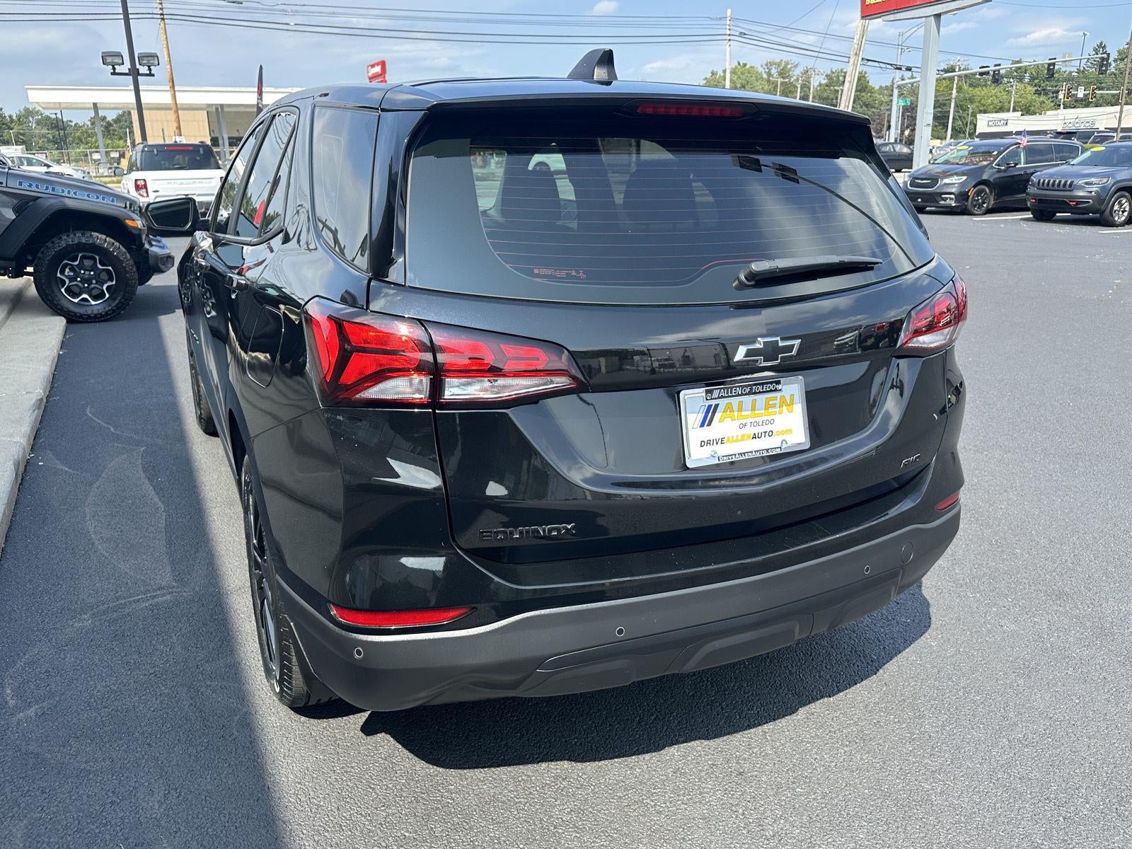 2023 Chevrolet Equinox LS