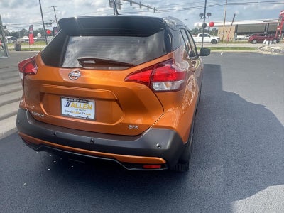 2020 Nissan Kicks SR