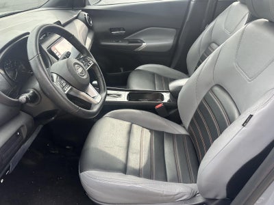 2022 Nissan Kicks SR