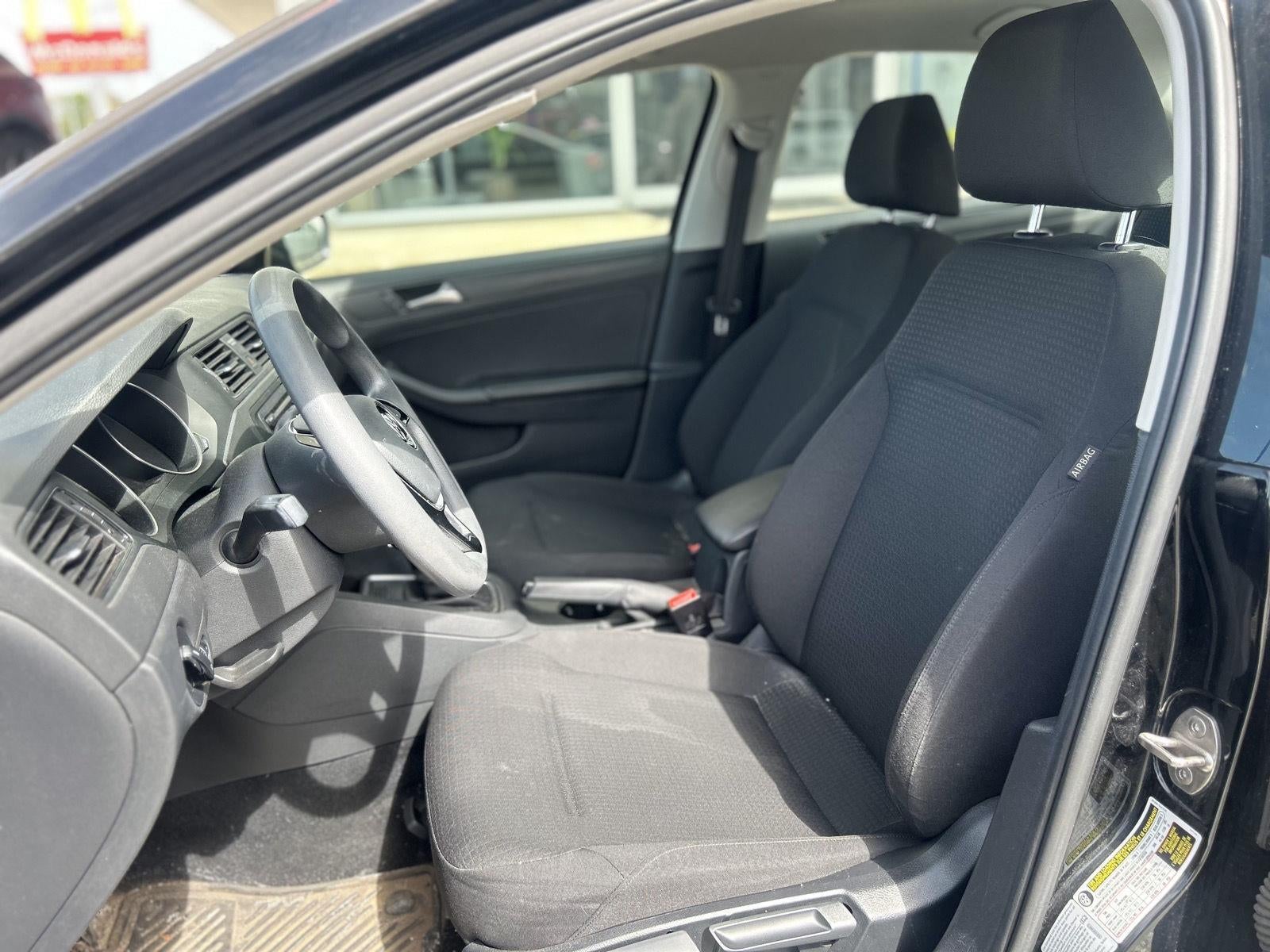 2015 Volkswagen Jetta 2.0L S