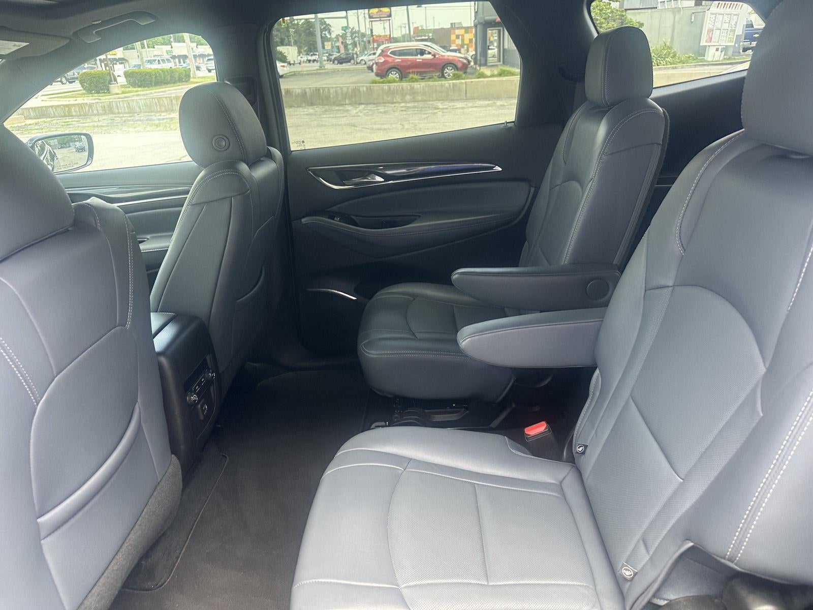 2023 Buick Enclave Essence