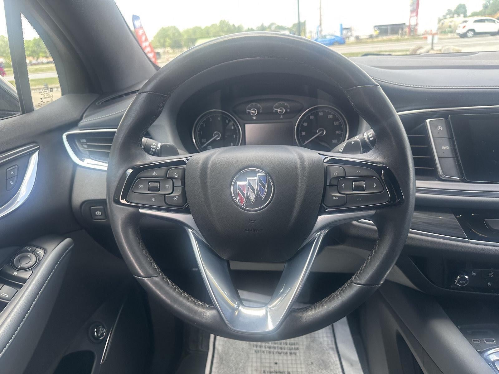2023 Buick Enclave Essence