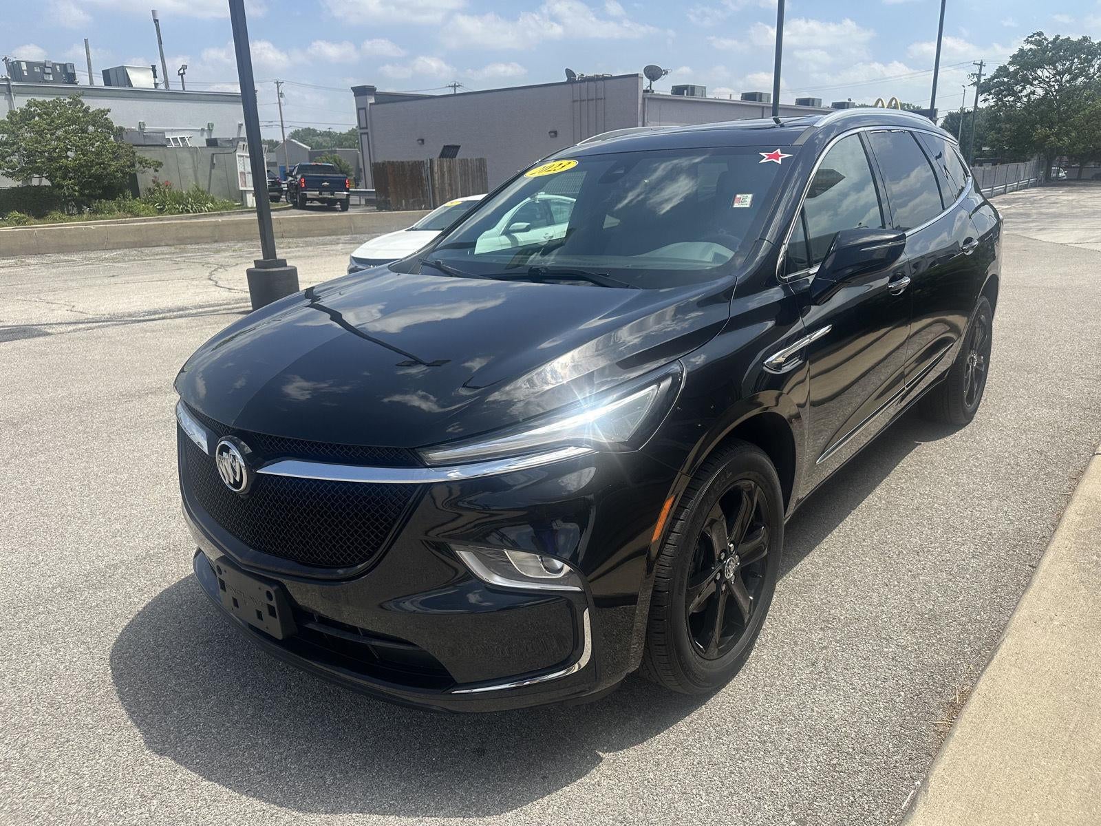 2023 Buick Enclave Essence
