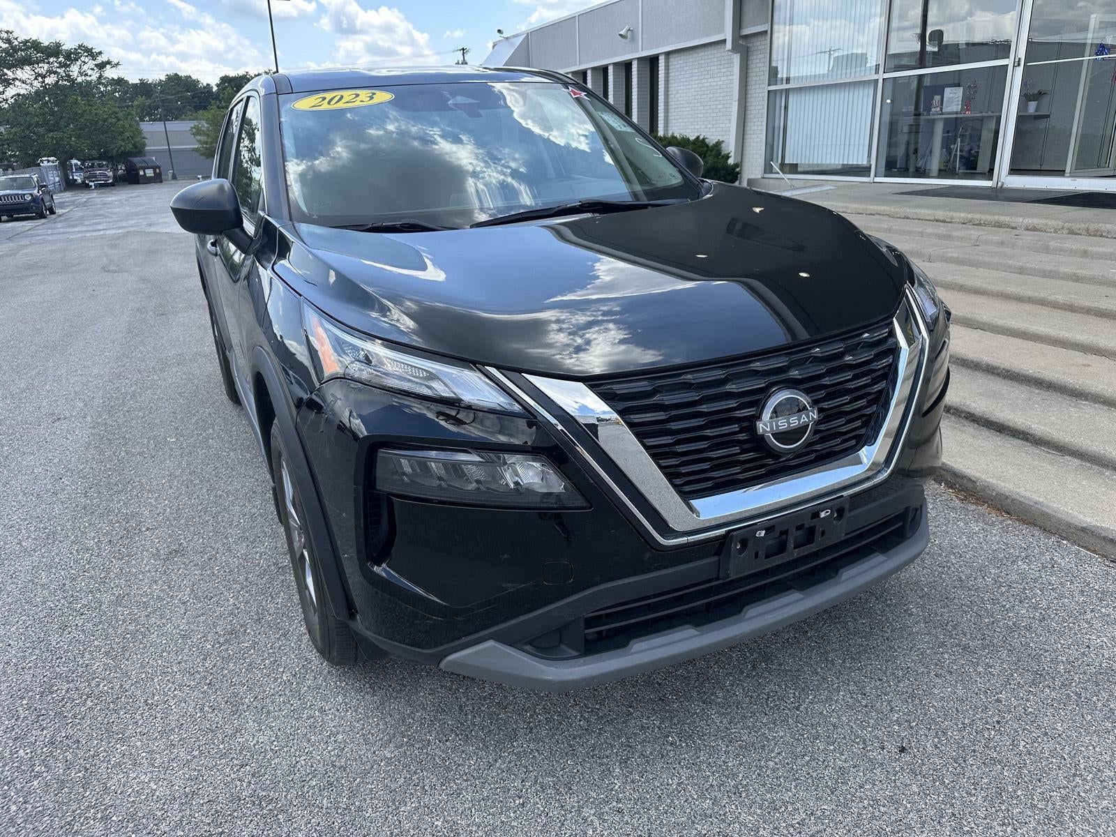 2023 Nissan Rogue S