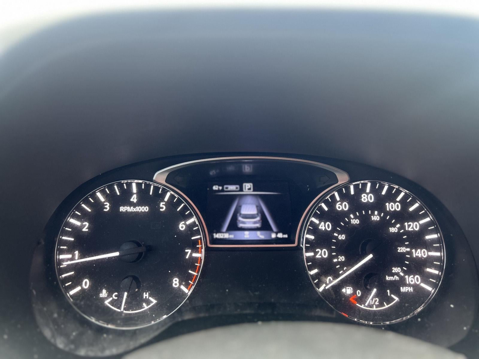 2019 Nissan Pathfinder SL