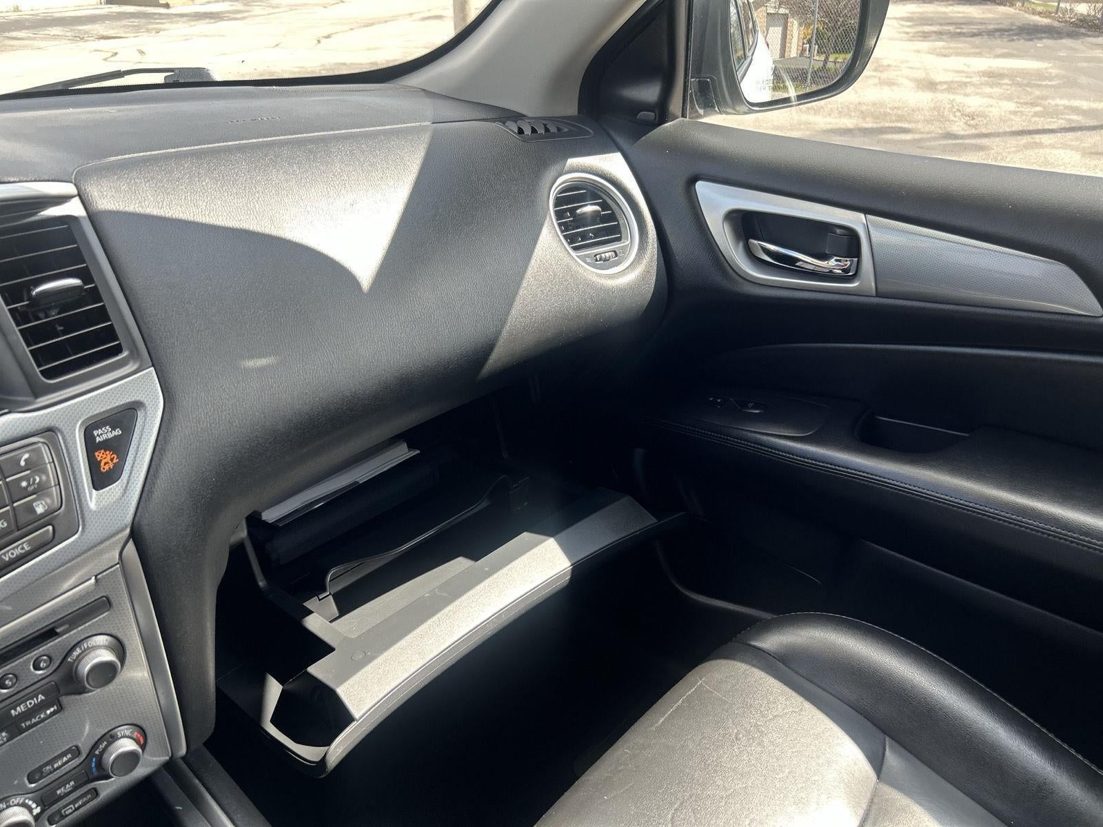 2019 Nissan Pathfinder SL