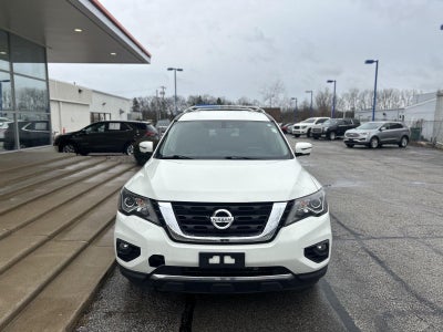 2019 Nissan Pathfinder SL