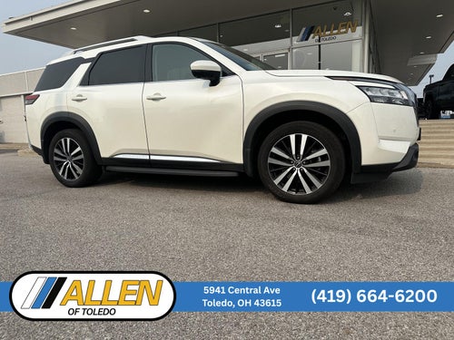 2023 Nissan Pathfinder Platinum
