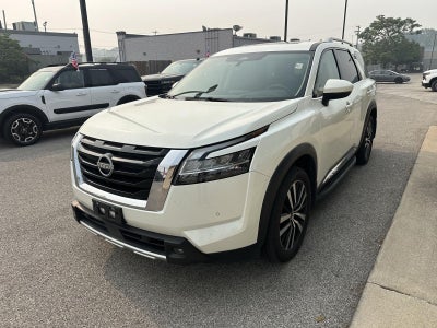 2023 Nissan Pathfinder Platinum