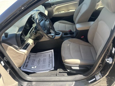 2020 Hyundai Elantra SE