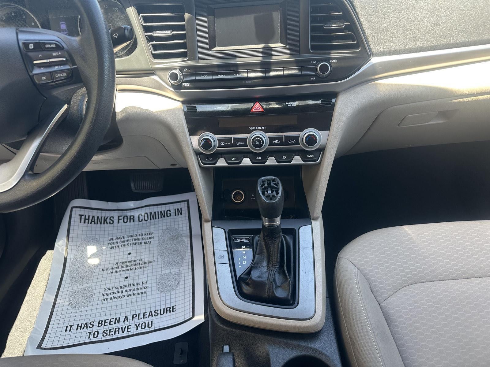 2020 Hyundai Elantra SE