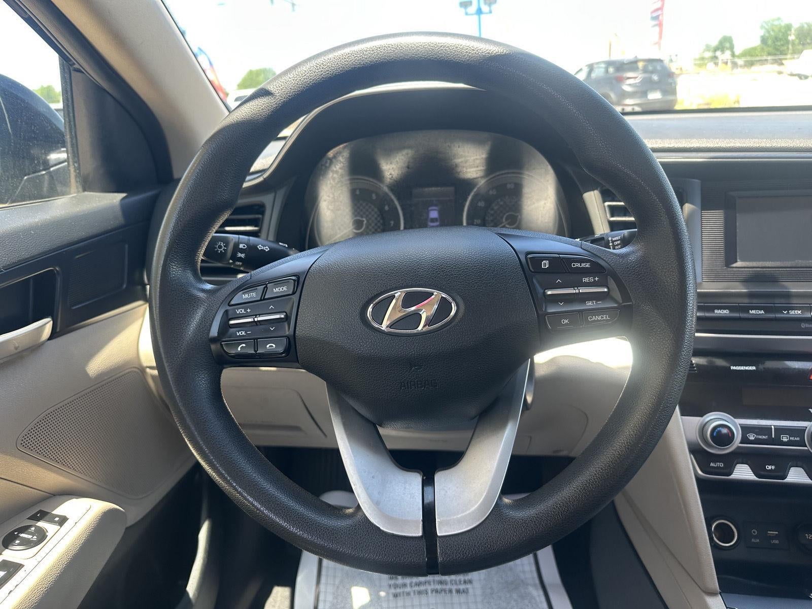 2020 Hyundai Elantra SE