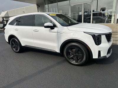2025 Kia Sorento LX
