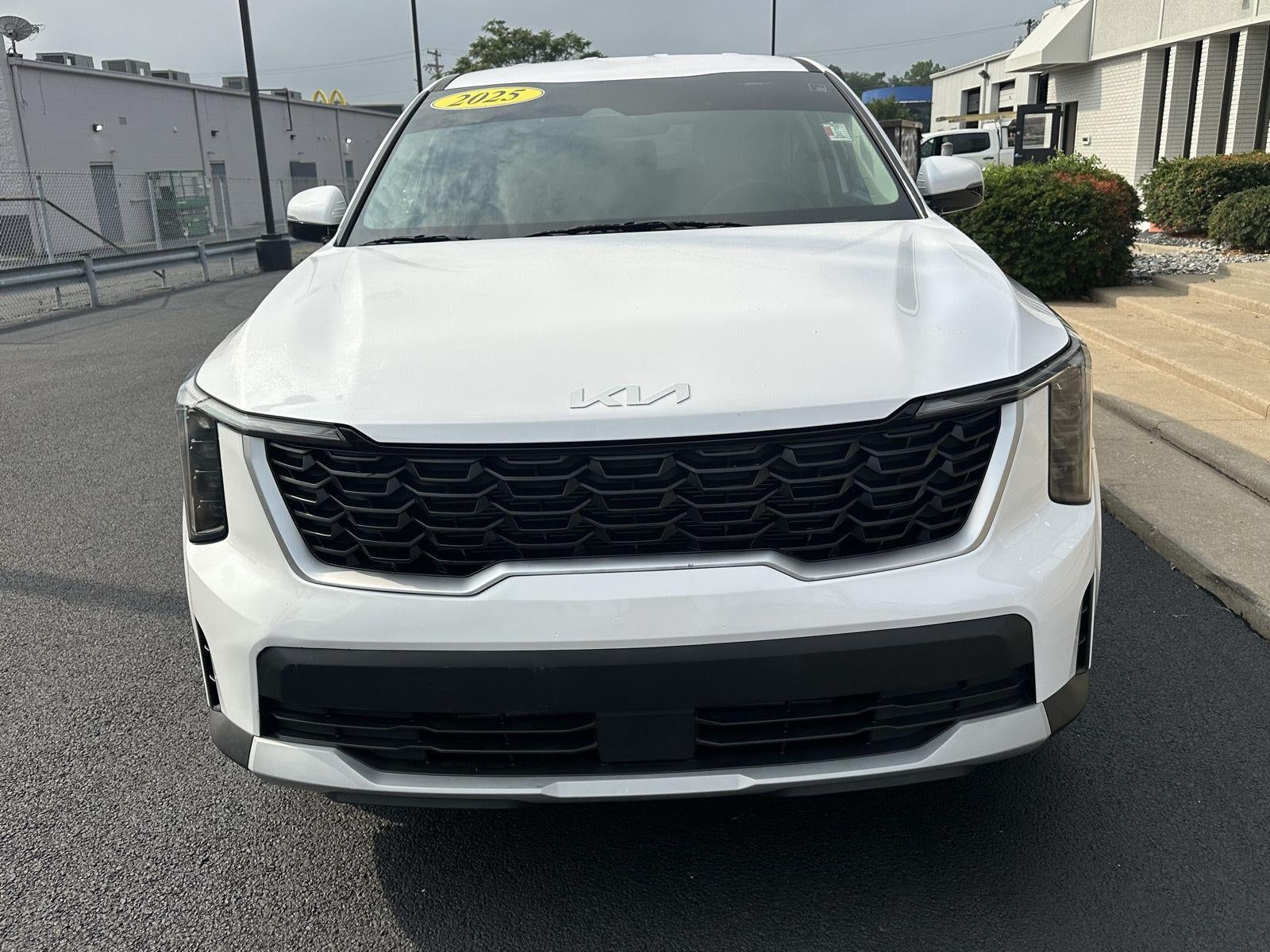 2025 Kia Sorento LX