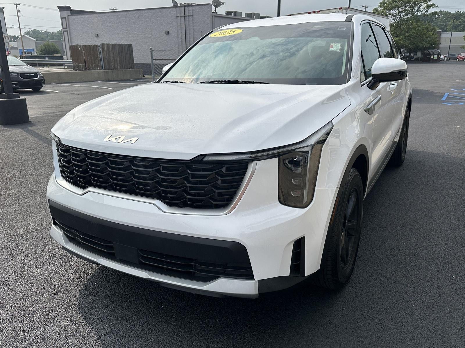 2025 Kia Sorento LX