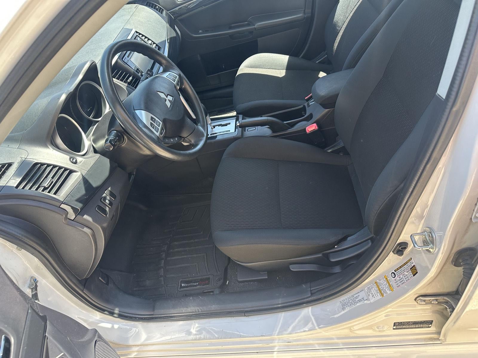 2016 Mitsubishi Lancer SE
