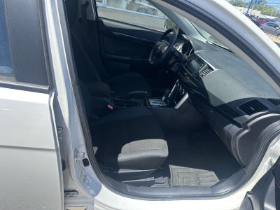 2016 Mitsubishi Lancer SE