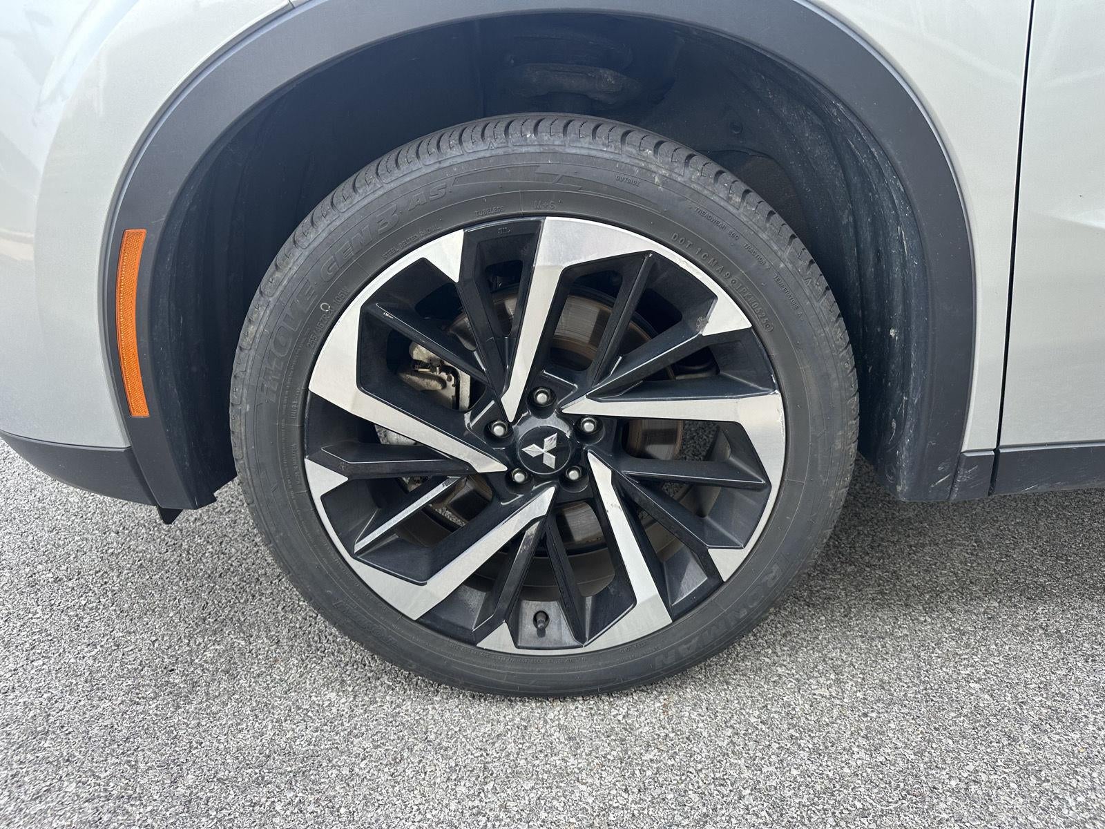 2024 Mitsubishi OUTLANDER SE FWD