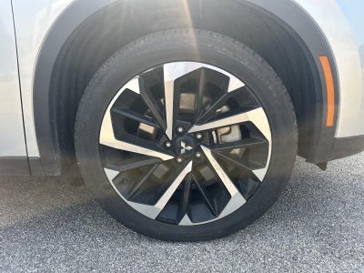 2024 Mitsubishi OUTLANDER SE FWD