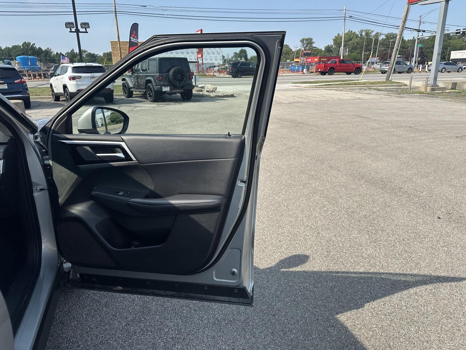 2024 Mitsubishi OUTLANDER SE FWD