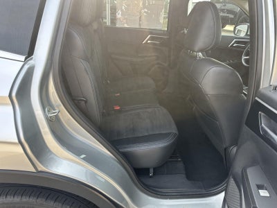 2024 Mitsubishi OUTLANDER SE FWD