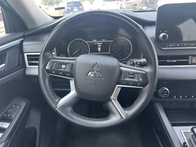 2024 Mitsubishi OUTLANDER SE FWD