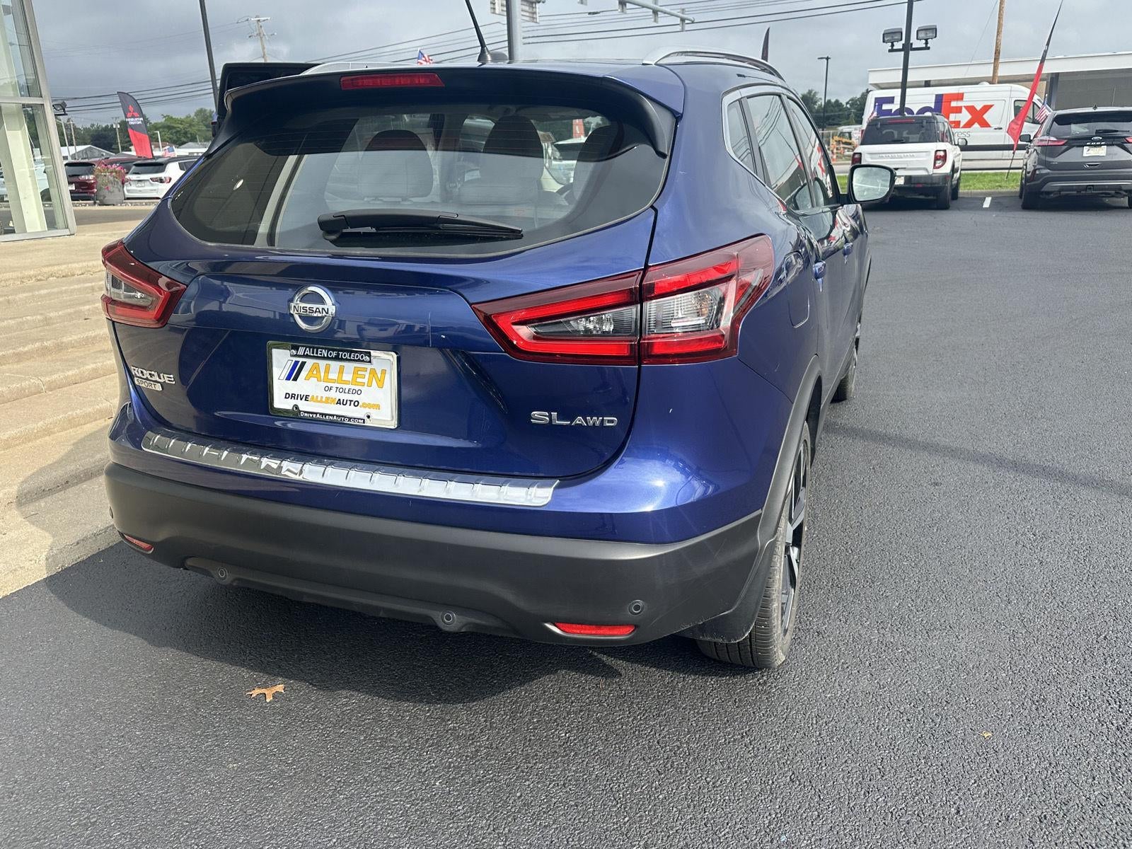 2022 Nissan Rogue Sport SL